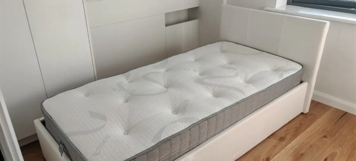 leather single bed with mattress - Image 1