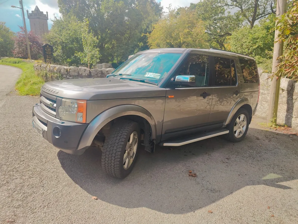 Land Rover Discovery HSE crew cab - Image 1