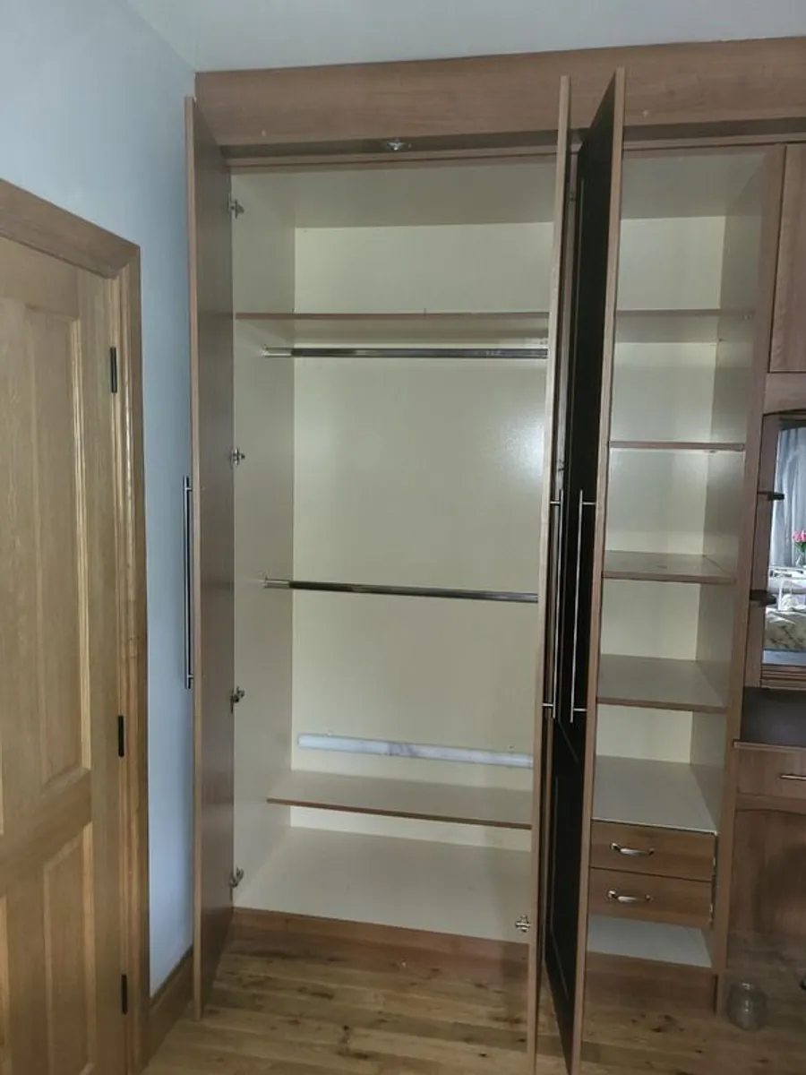 Wardrobes - Image 4
