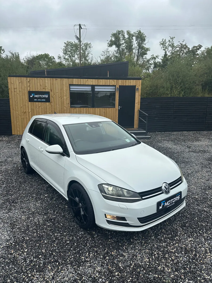 VOLKSWAGEN GOLF 2013 (132) HIGHLINE 1.2 TSI - Image 1