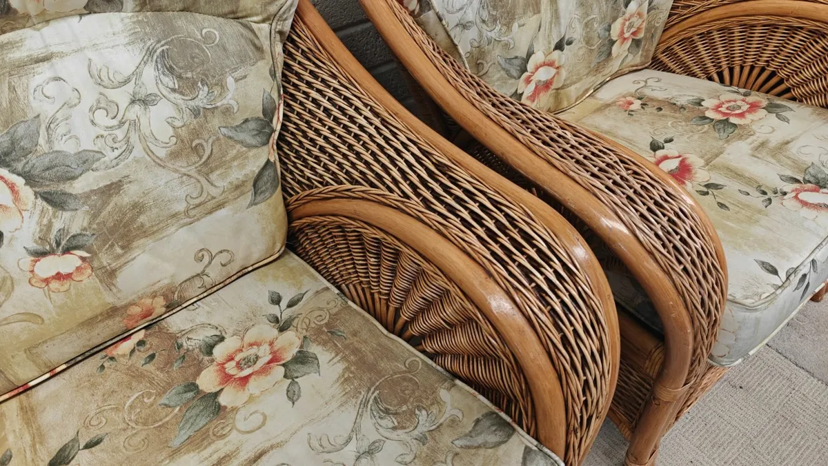 Wicker 3 Piece Suite - Image 4