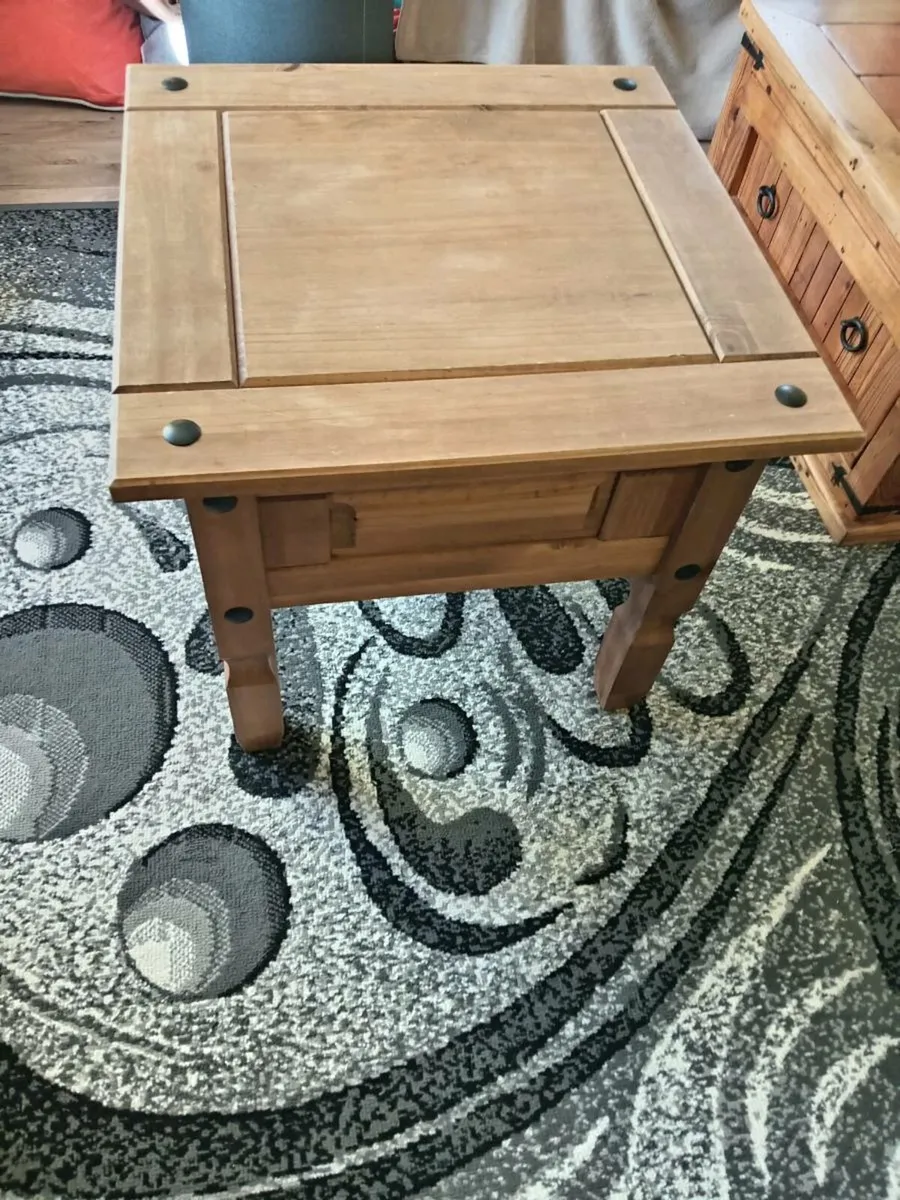 Corona coffee table - Image 1