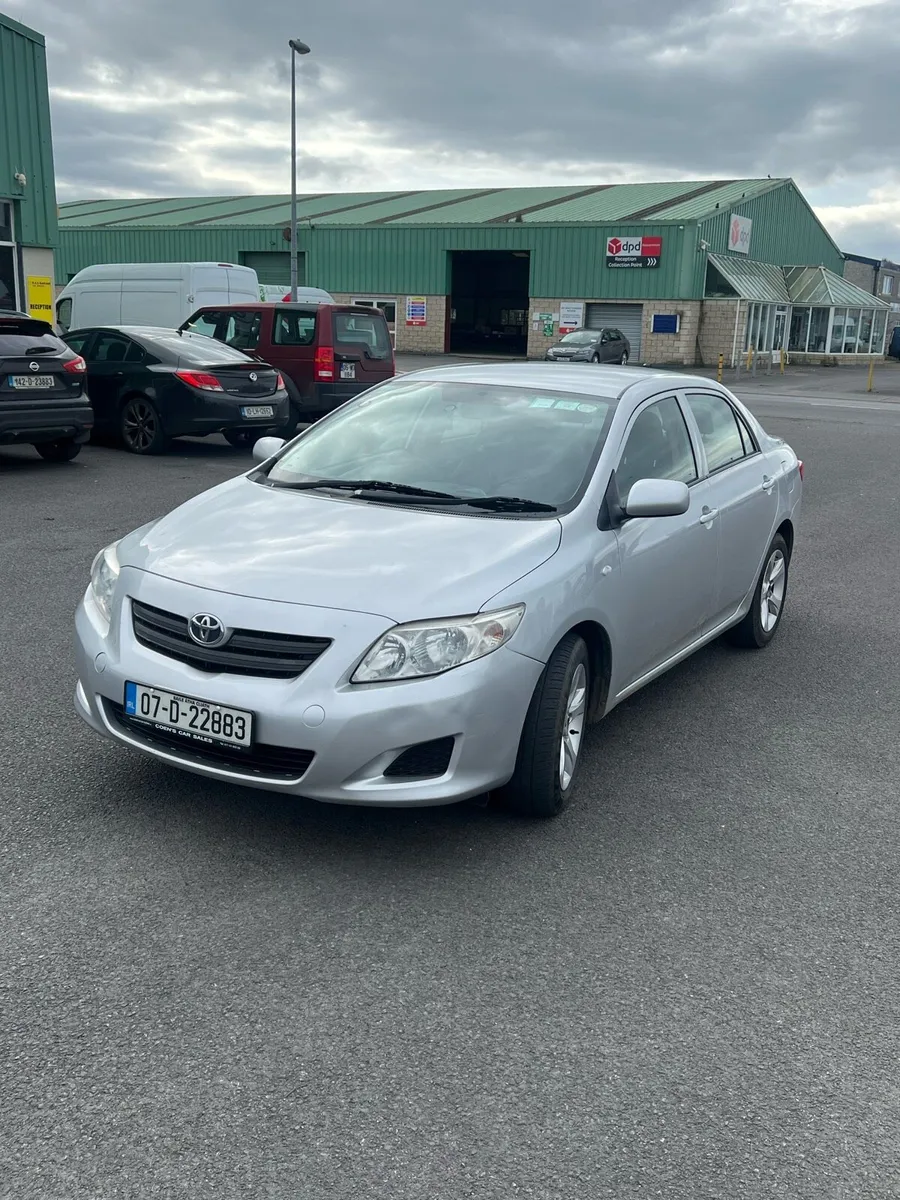 Low mileage Toyota Corolla - Image 3