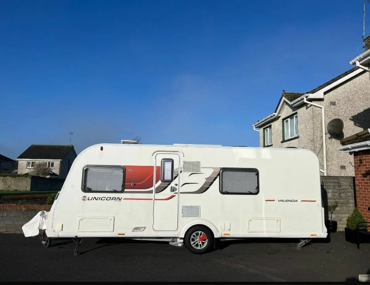 2017 BAILEY UNICORN VALENCIA (Cris Registered) - Image 1
