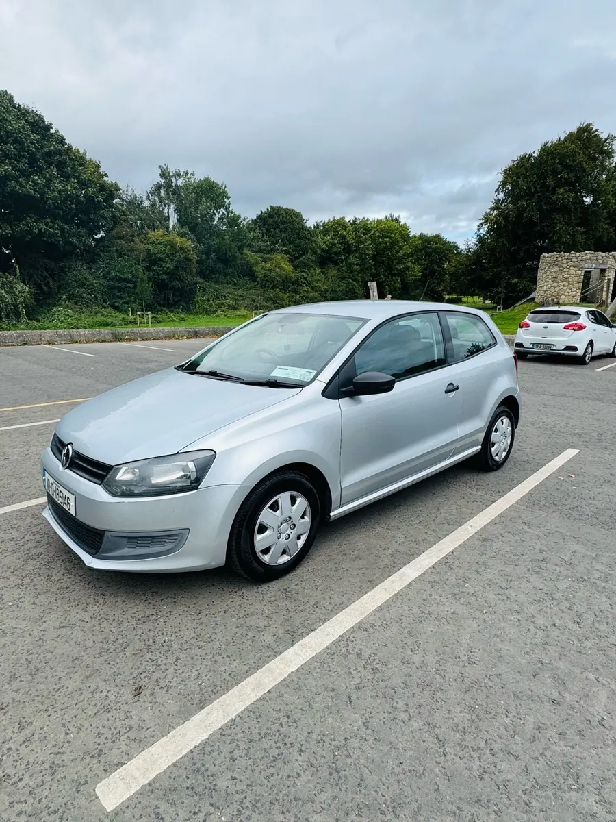 Volkswagen polo 2010 3 door - Image 2