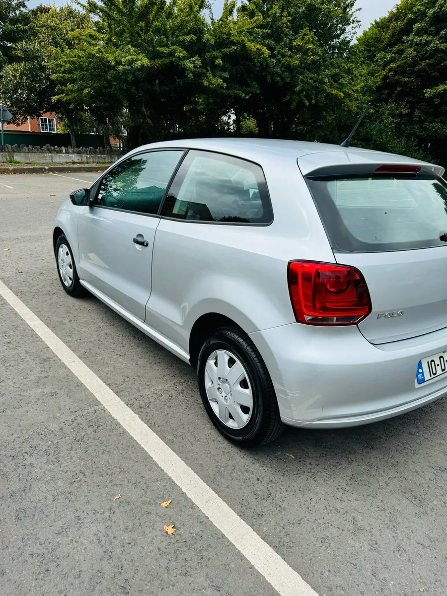 Volkswagen polo 2010 3 door - Image 3