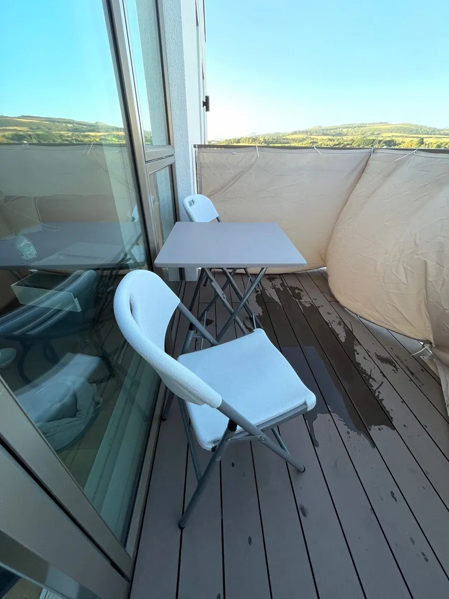 Balcony table set - Image 1