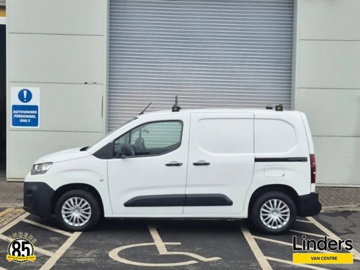 Citroen Berlingo 3 Seats - Low KMS - Image 3