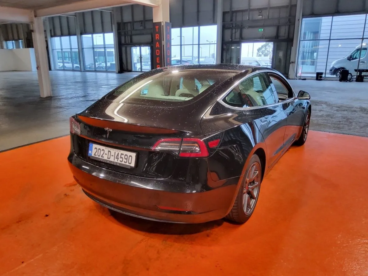 Tesla Model 3 Standard Range Plus (rwd) - Image 3