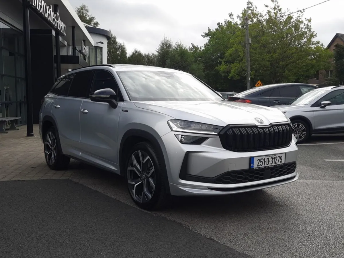Skoda Kodiaq Sportline 2.0tdi 150HP -pan Roof- DSG - Image 3