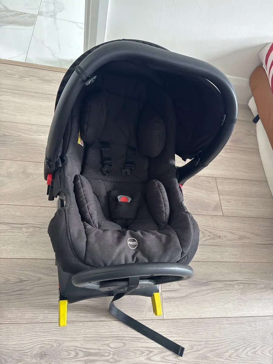 Infant Car seat with ISO-fix (0 - 12 months) - Image 2