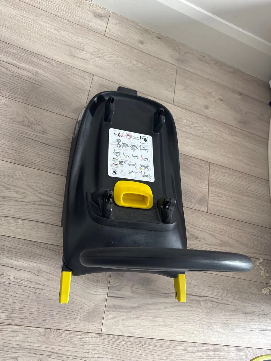 Infant Car seat with ISO-fix (0 - 12 months) - Image 3