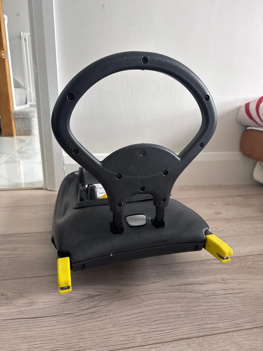 Infant Car seat with ISO-fix (0 - 12 months) - Image 4