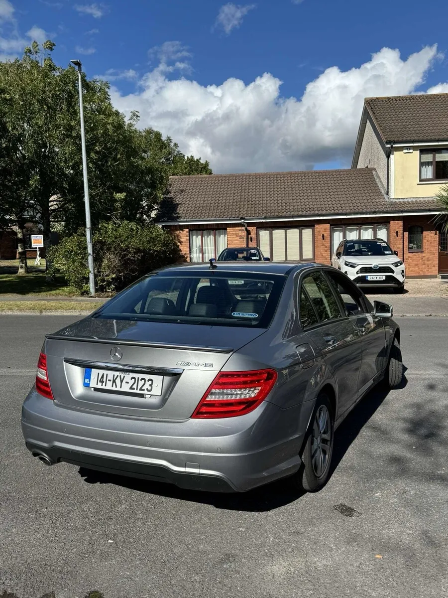 (€9250) 2014 C200 AMG line - Image 4
