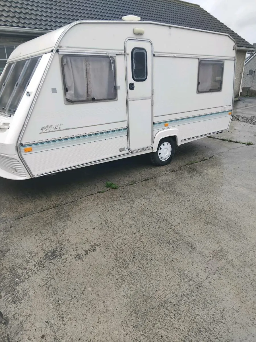 Caravan - Image 1