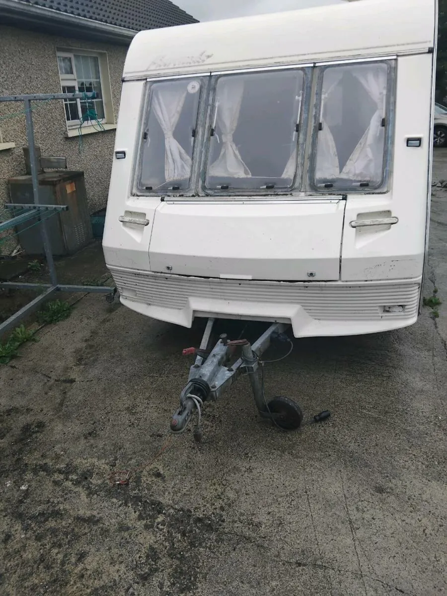 Caravan - Image 2