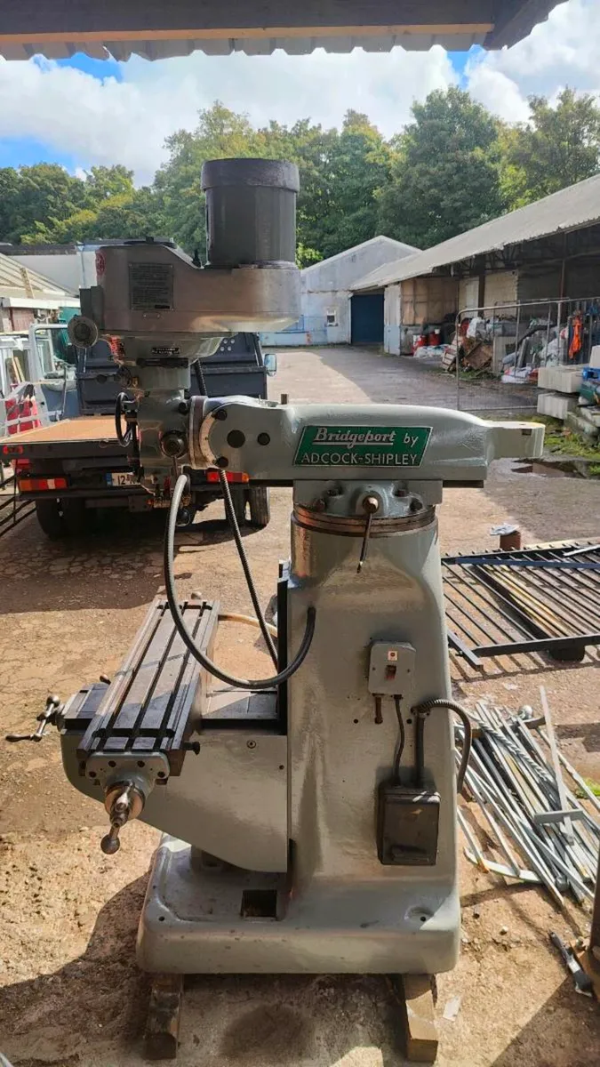Bridgeport  Series 2 Milling Machine - Image 4