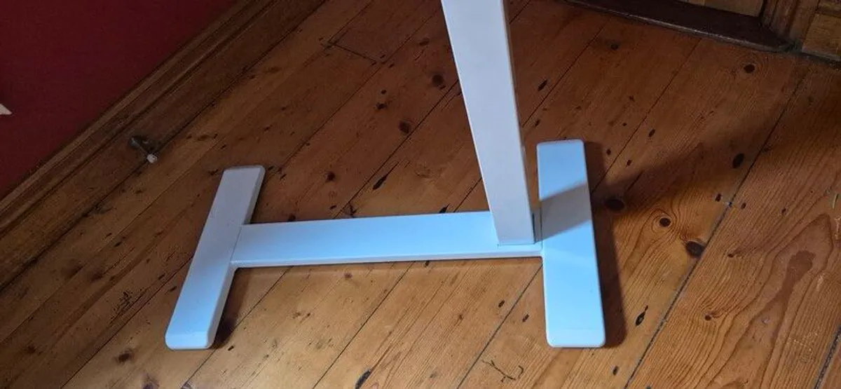 Extendable laptop table - Image 4