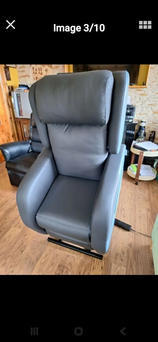 Riser recliner electric armchair - Image 2