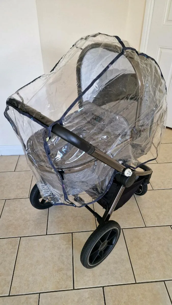 Venicci tinum travel system - Image 2