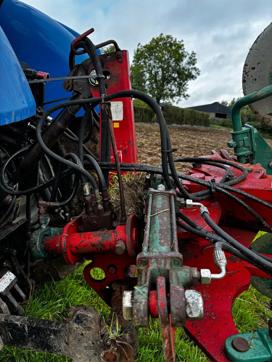 Kverneland plough ED 85 - Image 3