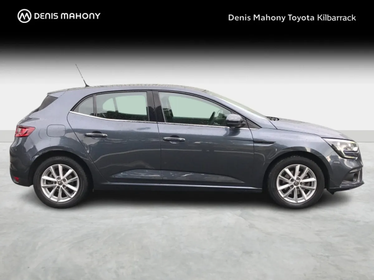 Renault Megane PLAY TCE 140 GPF MY18 5 - Image 3