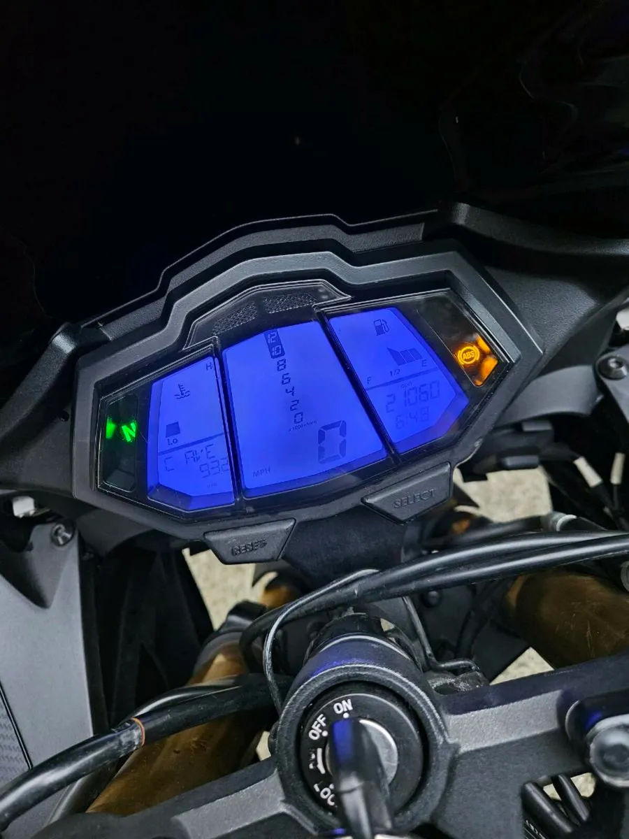 Yamaha r125 - Image 2