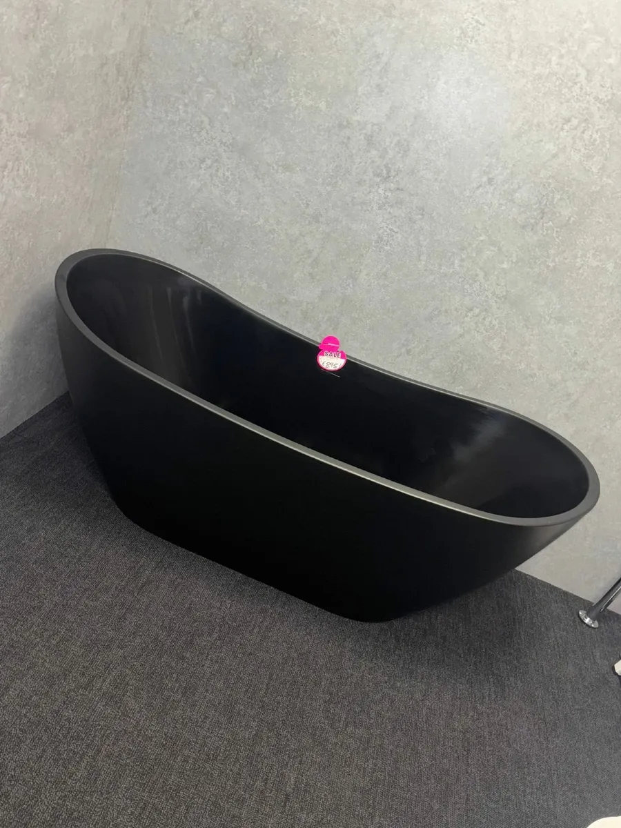 Ex-Display (BRAND NEW) Black Freestanding Bath - Image 1
