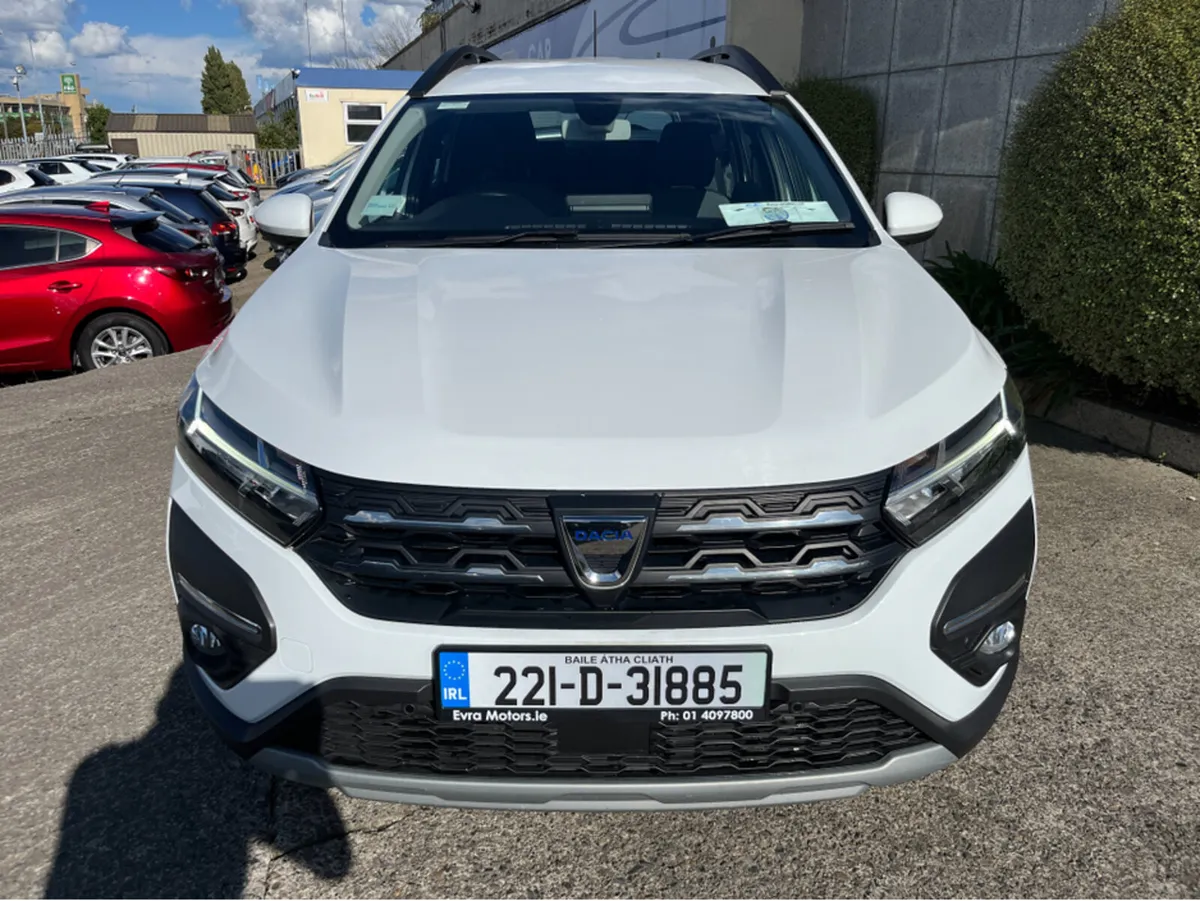 Dacia Jogger 7 SEATER COMFORT TCE 110 PETROL //REV - Image 2