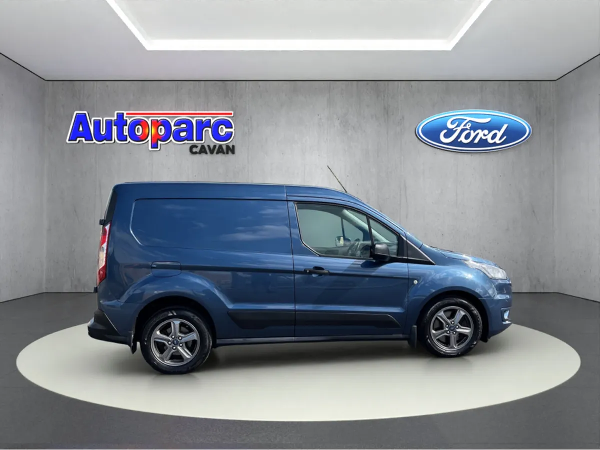 Ford Transit Connect SWB HP TREND 1 1.5 TD 120 M6 - Image 2