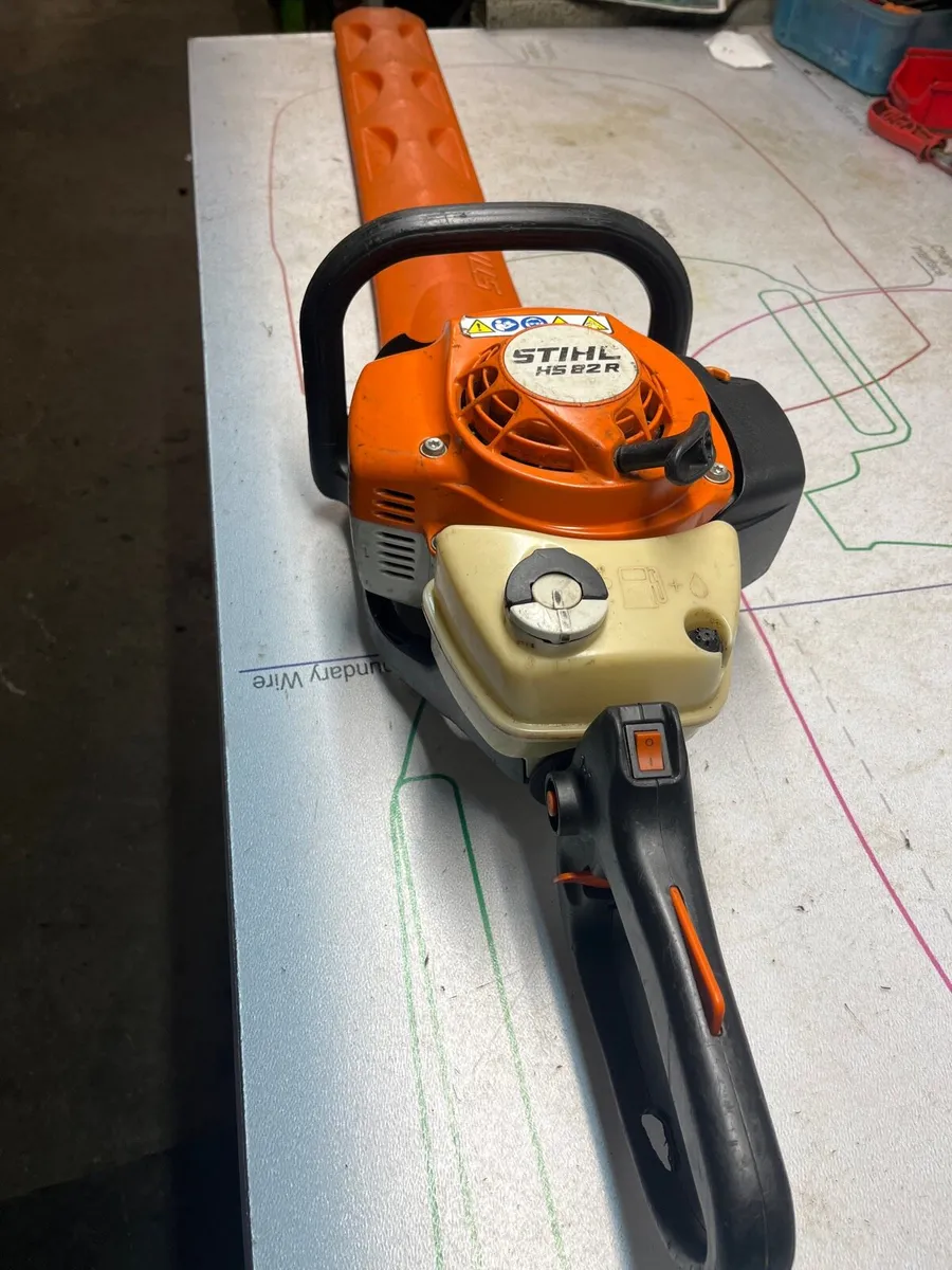 STIHL HS 82 R Hedgetrimmer - Image 2