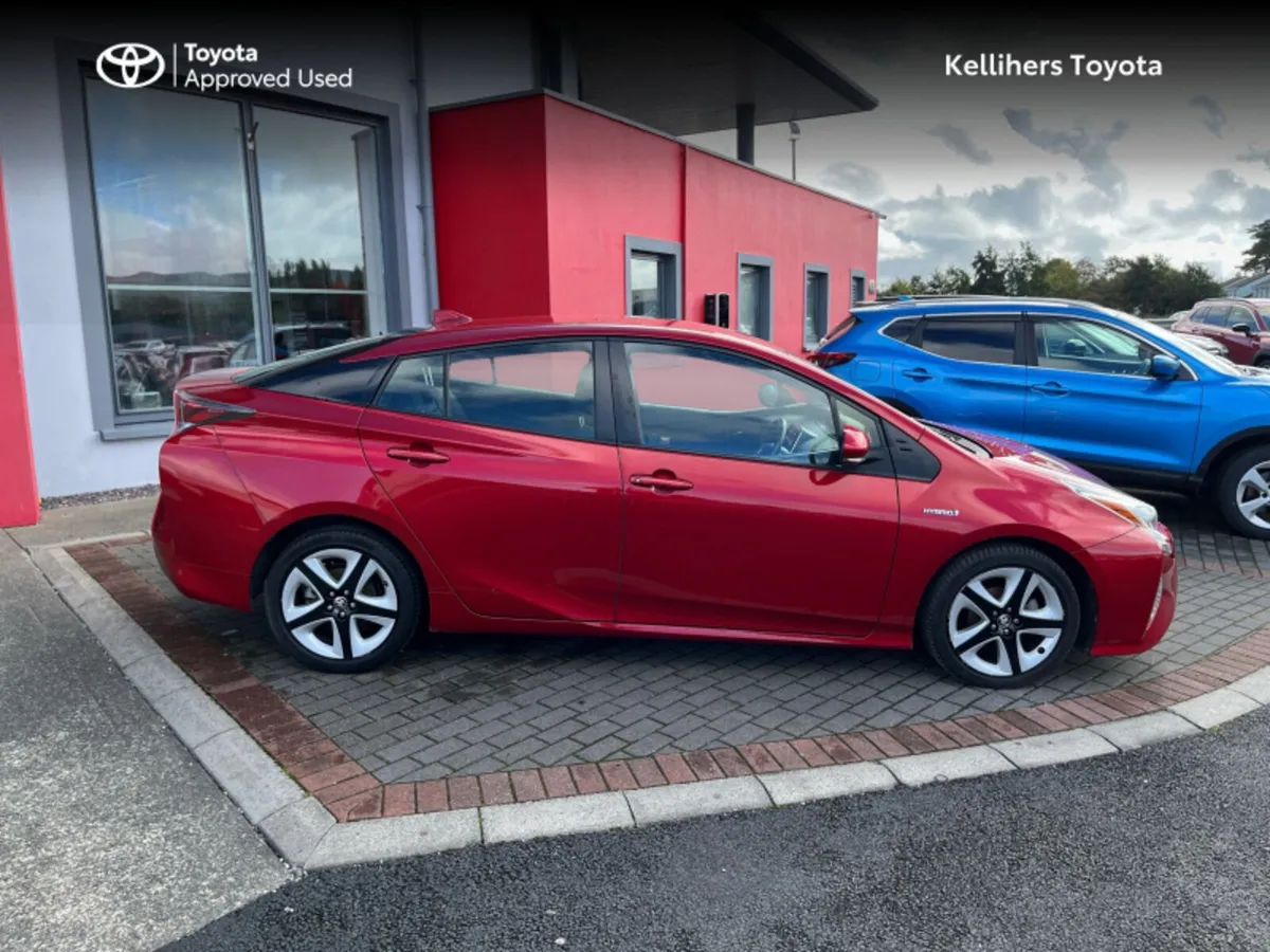 Toyota Prius HYBRID LUXURY 4DR AUTO - Image 3