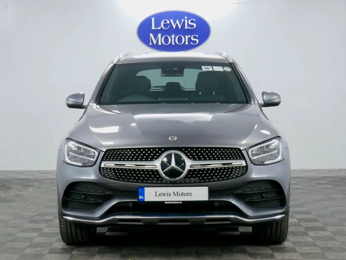 2023 Mercedes-Benz GLC 300de AMG - Image 3