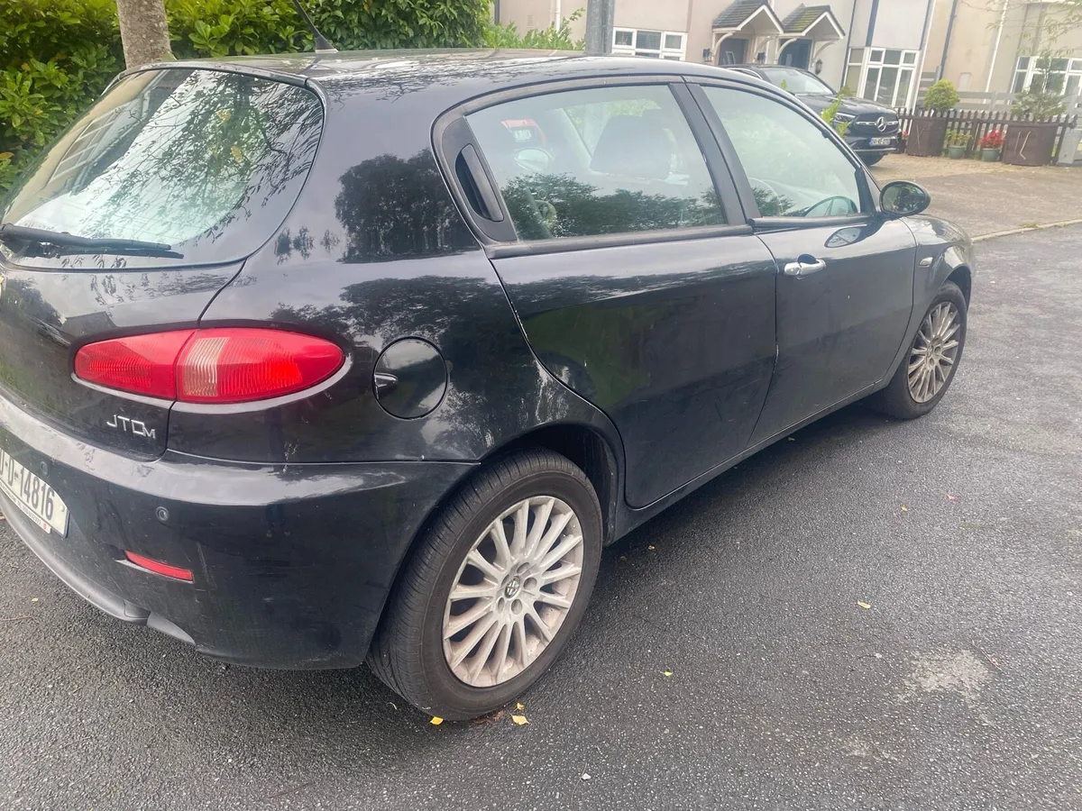 Car - Image 1