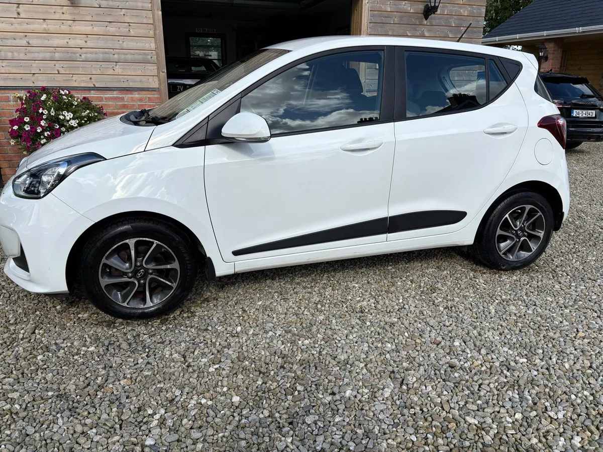 Hyundai i10 Delux - Image 3