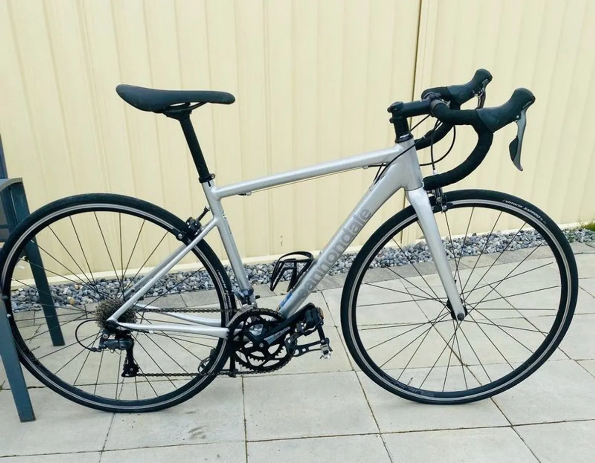 cannondale road bike - Image 1