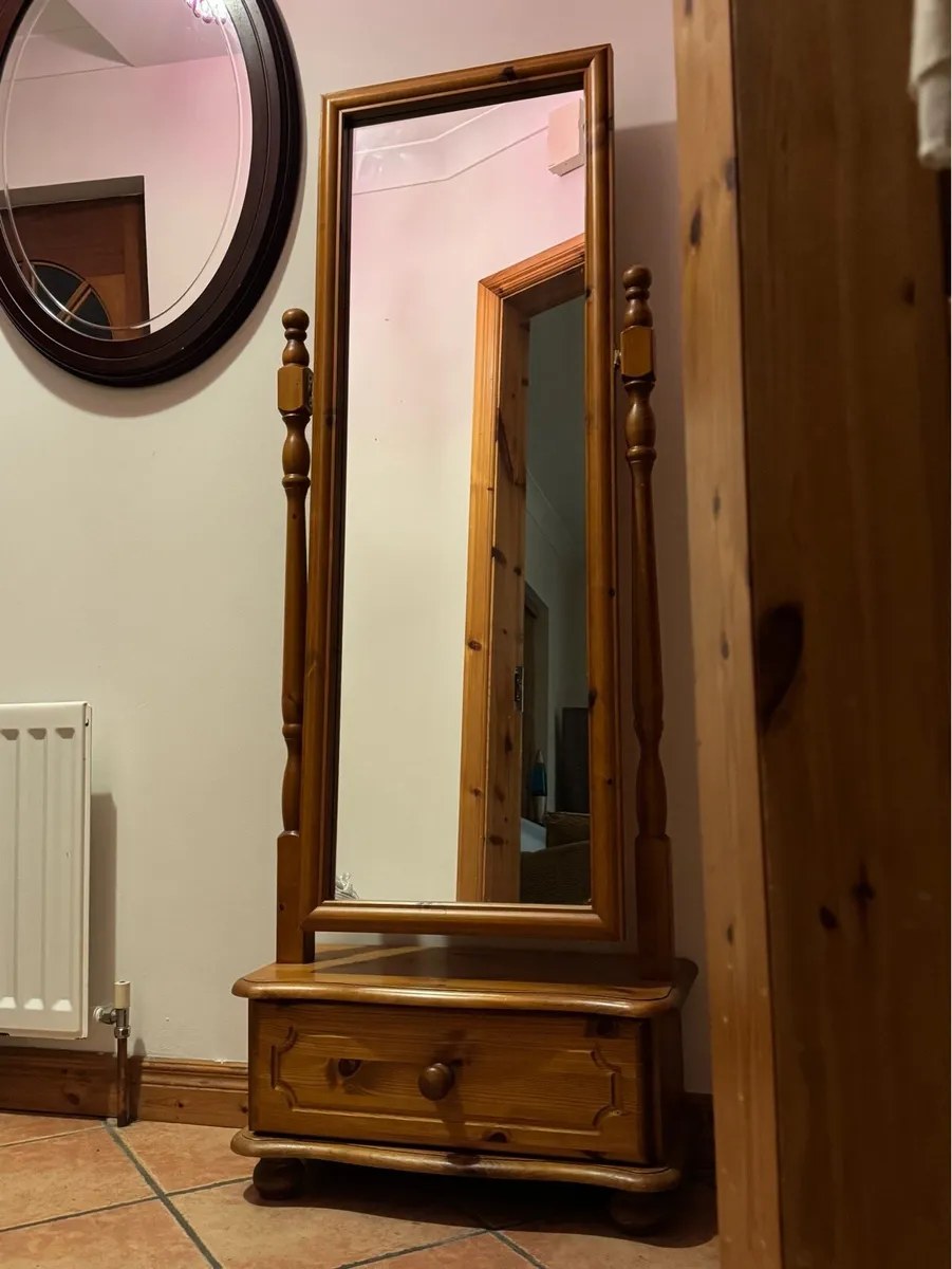 Mirror - Image 2