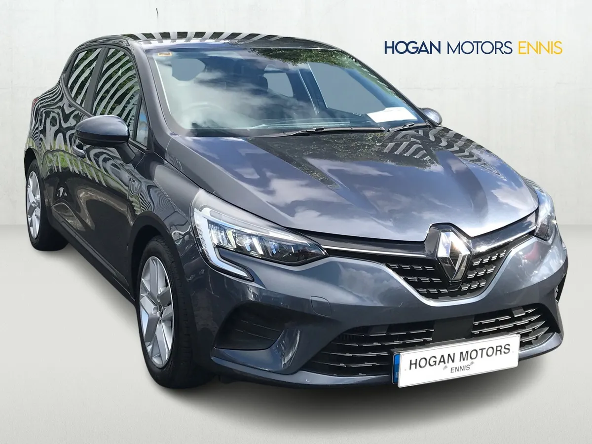 Renault Clio 2022 - Image 1