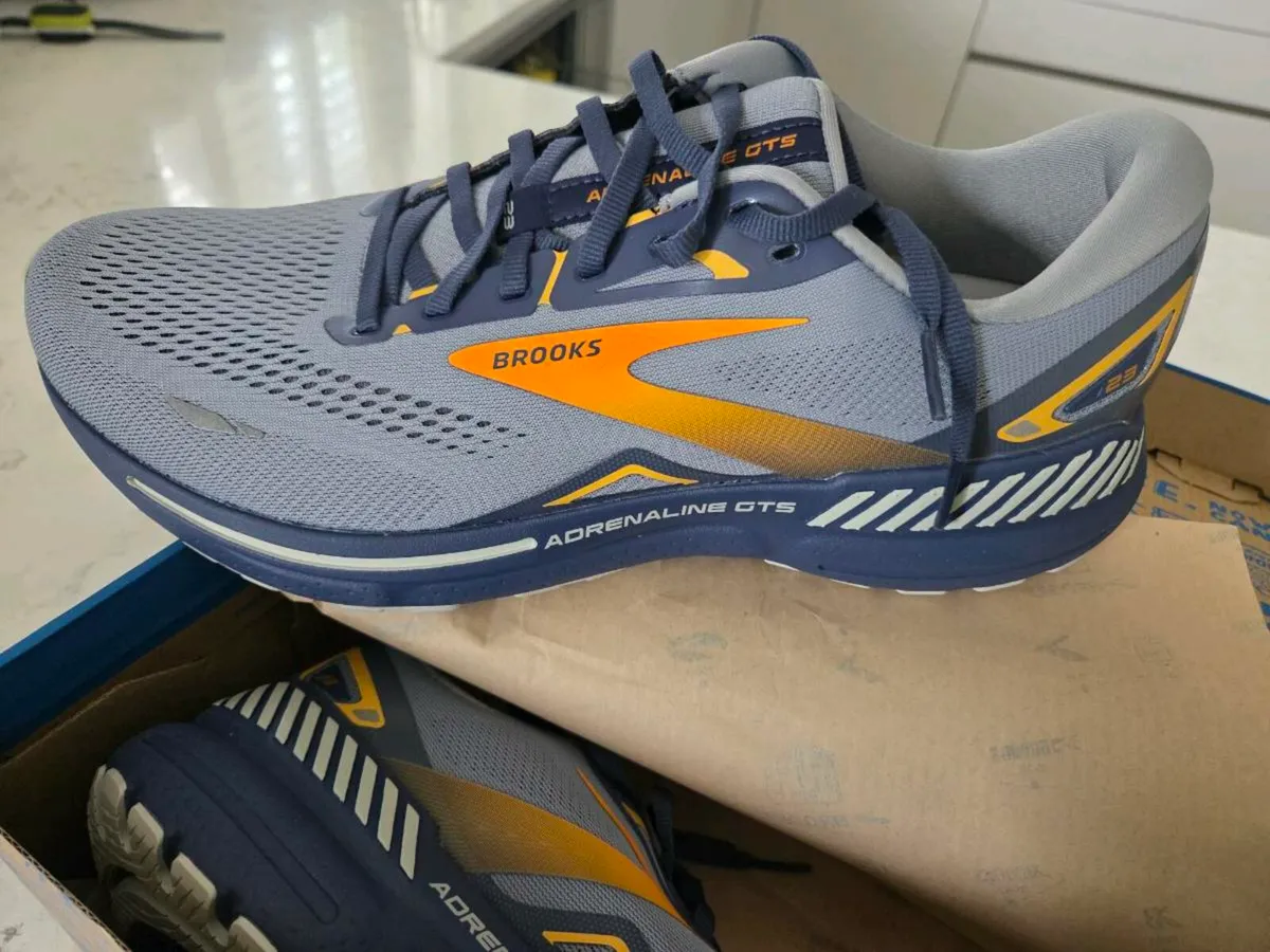 Brooks adrenaline GTS 23 - Image 1