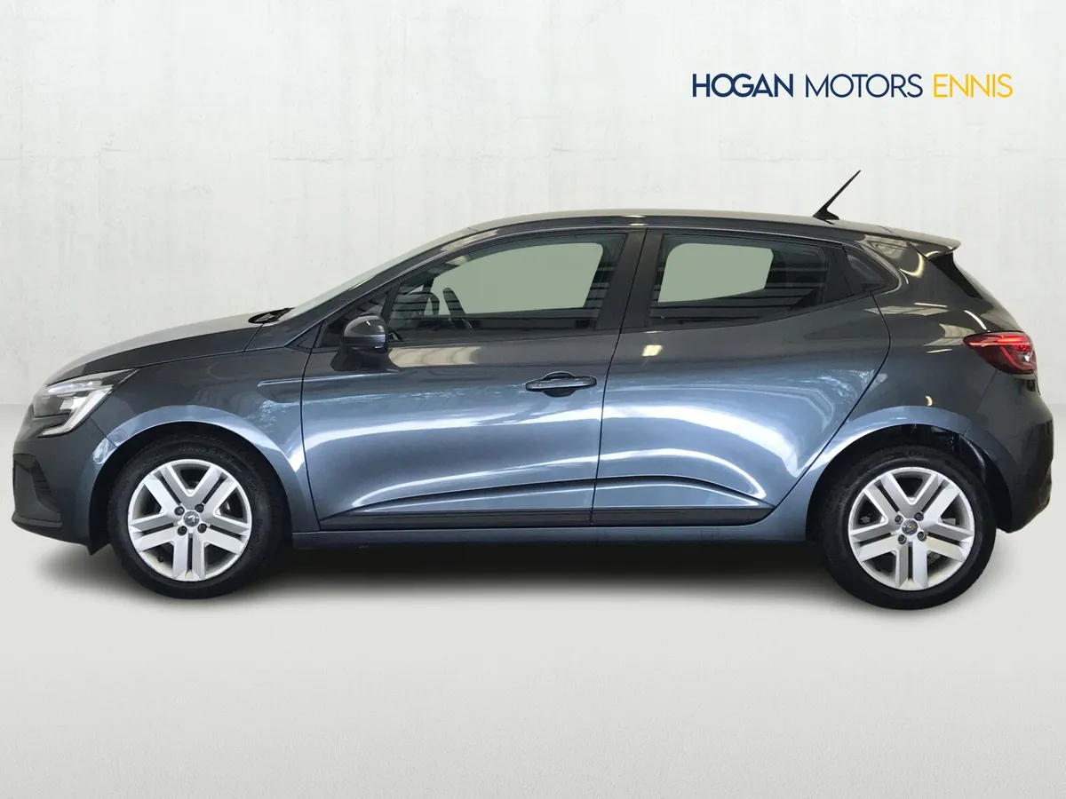Renault Clio 2022 - Image 4