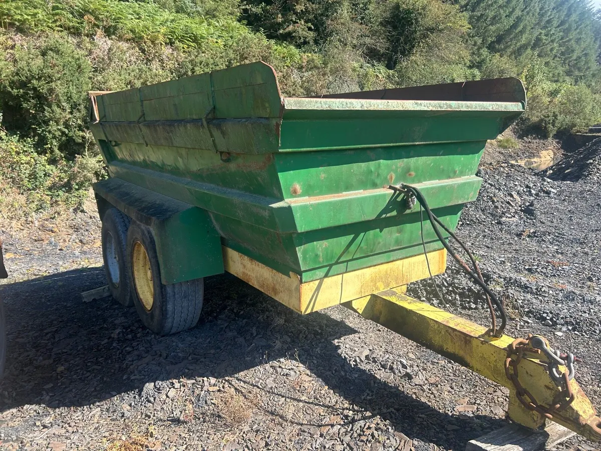 Trailer and Dump trailer - Image 1