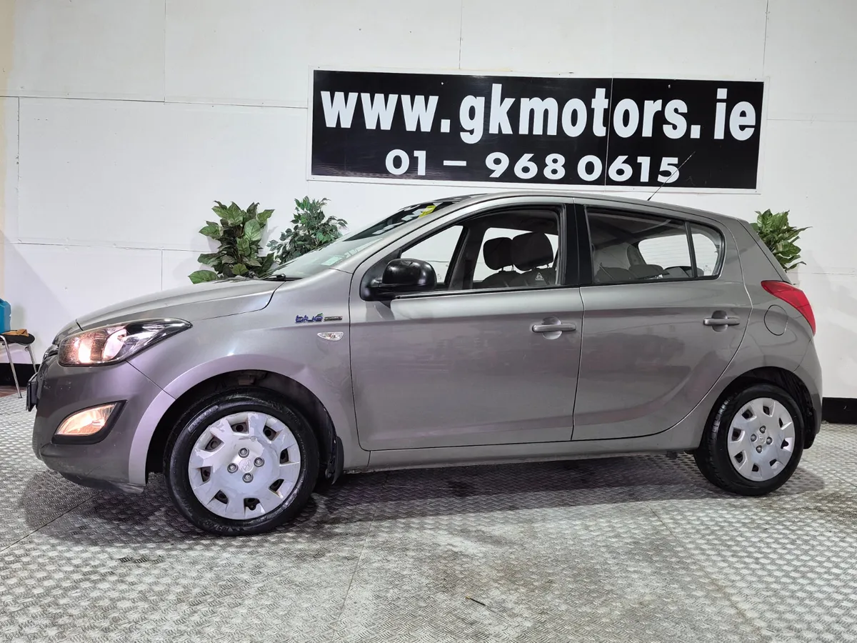 Hyundai i20 2013//LOW MILEAGE// - Image 3