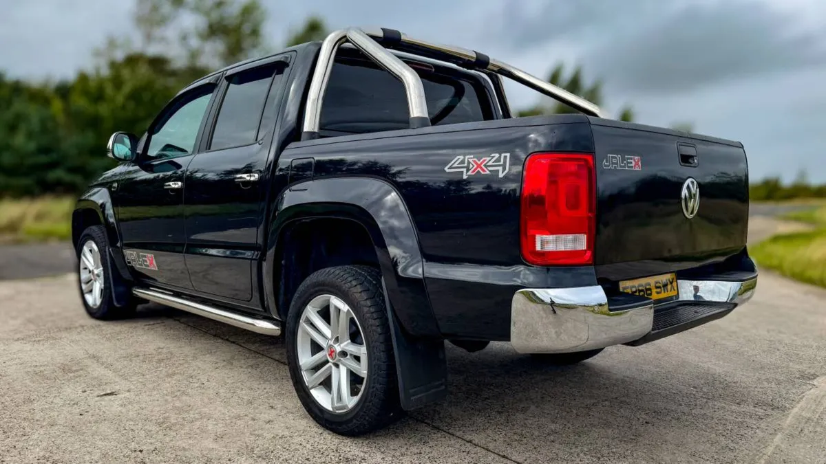 2016 Volkswagen Amarok BITDI 180 Highline Auto - Image 2