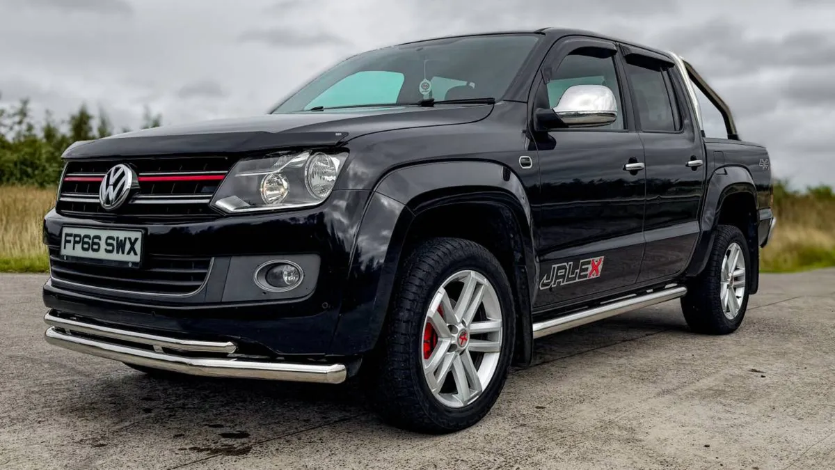 2016 Volkswagen Amarok BITDI 180 Highline Auto - Image 1