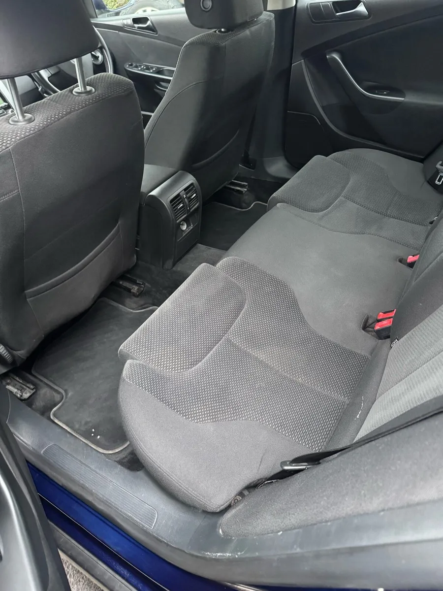 VW Passat 2.0 - Image 3