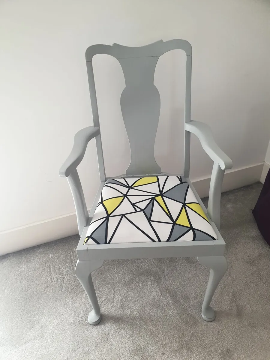 Occasional chairs - Image 1