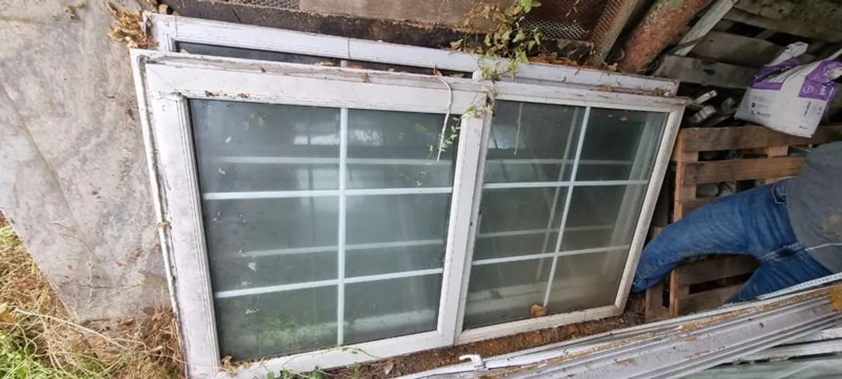 Job lot of windows - Image 4