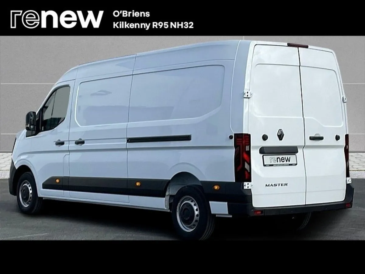Renault Master Lm35 Start 2.0 DCI 130 BHP  32 900 - Image 3