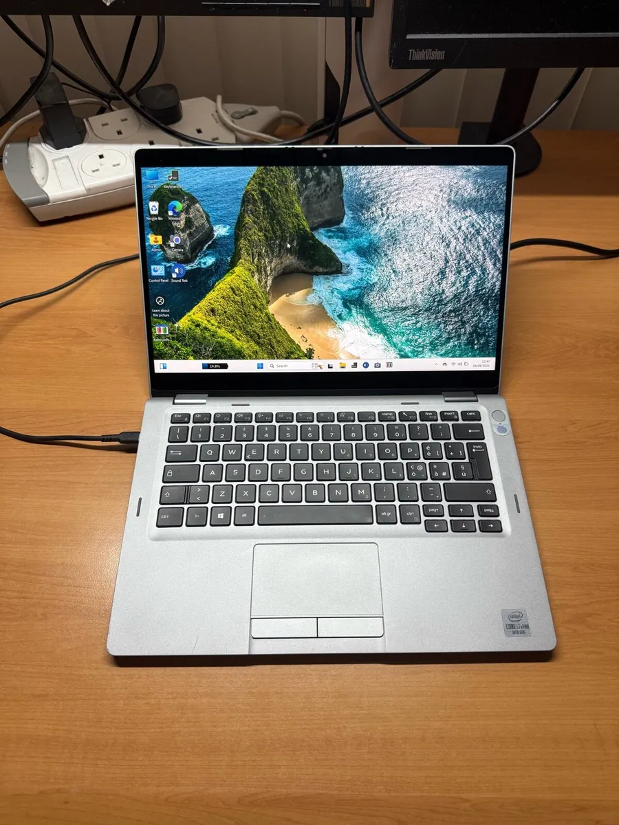 4 x Dell i7 2n1 Touch 8gb 256 win 11 pro - Image 1