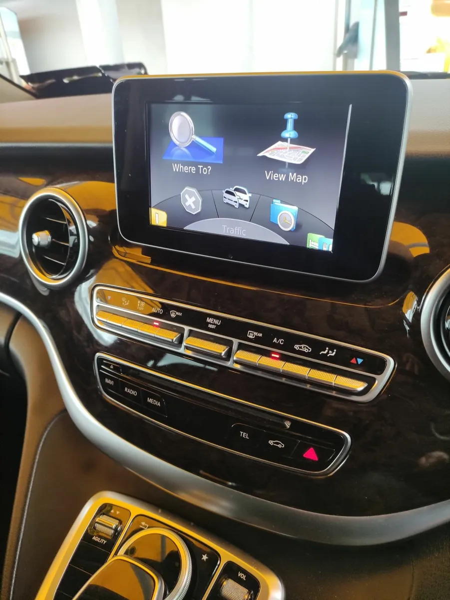 Mercedes-Benz V-Class 2016 - Image 4